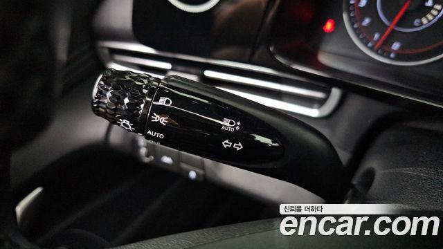 Hyundai AVANTE 2021 — photo 27