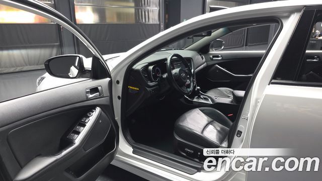 Kia K5 2015 — photo 10