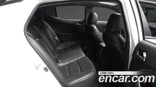 Kia K5 2015 — photo 12