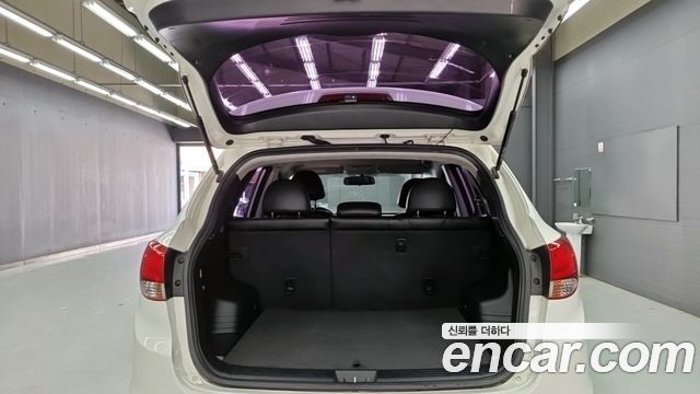Hyundai Tucson 2011 — photo 17