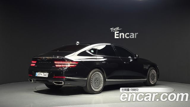 Genesis G80 2022 — photo 2