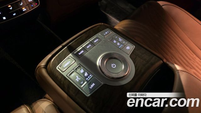 Genesis G80 2022 — photo 25