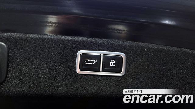 Genesis G80 2022 — photo 32