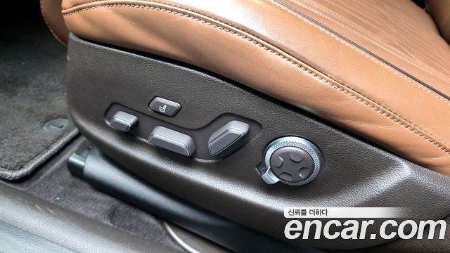 Genesis G80 2022 — photo 34
