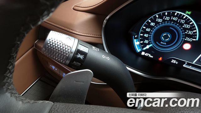 Genesis G80 2022 — photo 39