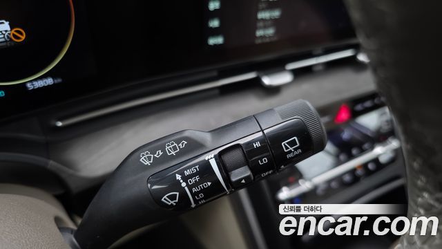 Kia Canival 2023 — photo 17