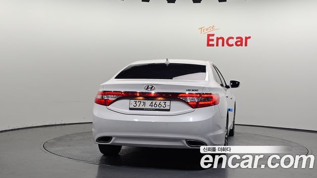 Hyundai Grandeur 2014 — photo 4