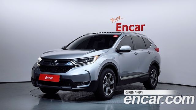 Honda CR-V 2019 — photo 1