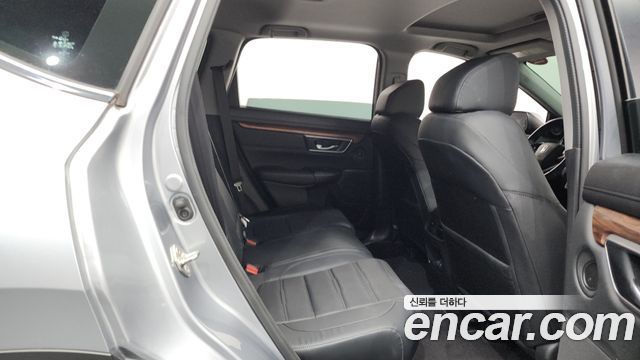 Honda CR-V 2019 — photo 17