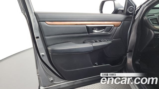 Honda CR-V 2019 — photo 14