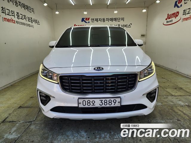 Kia Canival 2019 — photo 2