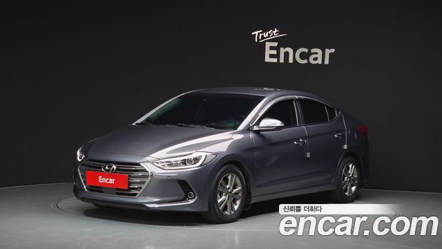 Hyundai AVANTE 2018 — photo 1