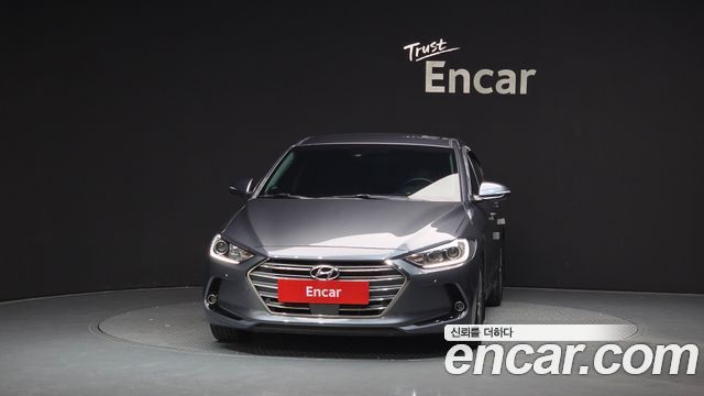 Hyundai AVANTE 2018 — photo 3