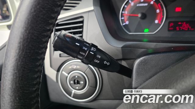 KG Mobility KORANDO 2012 — photo 15