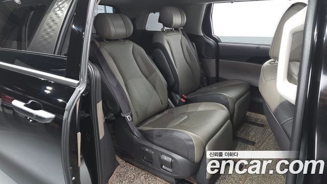 Kia Canival 2025 — photo 17