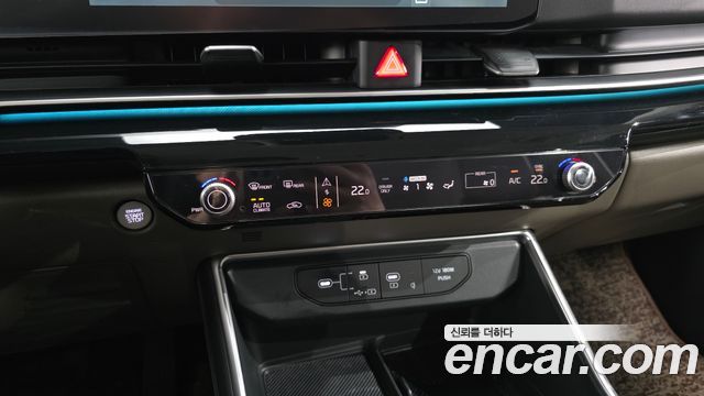 Kia Canival 2025 — photo 23