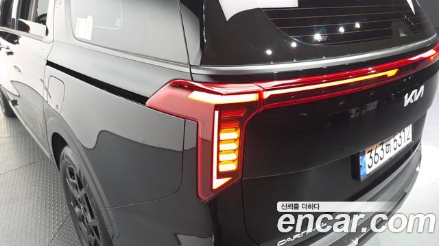 Kia Canival 2025 — photo 9