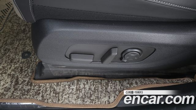 Kia Canival 2025 — photo 36