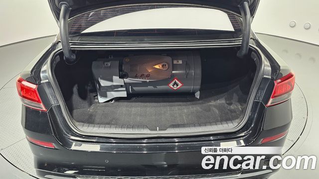 Kia K5 2016 — photo 18