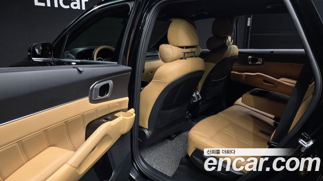 Kia Sorento 2022 — photo 12