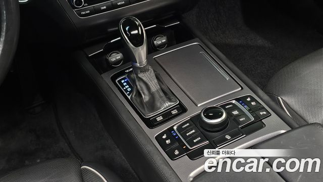Hyundai Genesis 2015 — photo 9