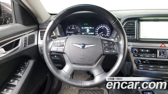 Genesis G80 2018 — photo 20