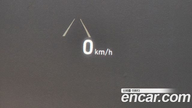 Genesis G80 2018 — photo 30