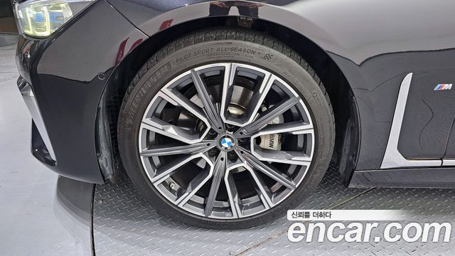 BMW 7-Series 2020 — photo 5