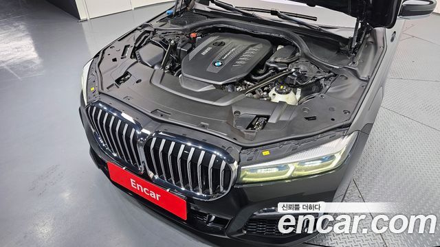 BMW 7-Series 2020 — photo 6