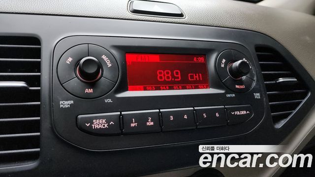 Kia morning 2016 — photo 16