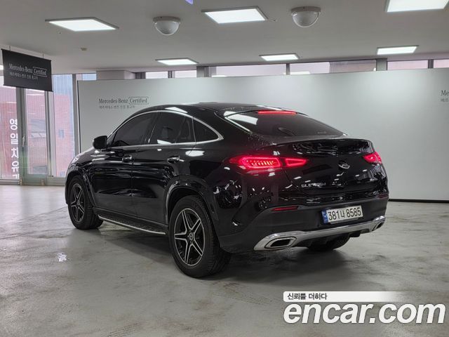 Mercedes-Benz GLE-Class 2021 — photo 2