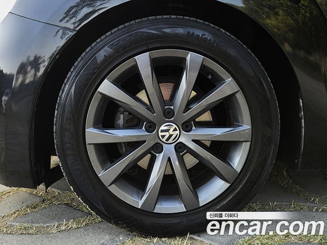 Volkswagen Beatle 2015 — photo 6