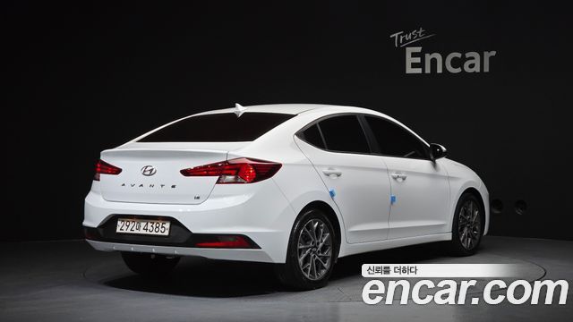 Hyundai AVANTE 2020 — photo 2