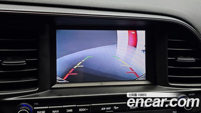 Hyundai AVANTE 2020 — photo 22