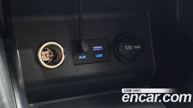 Hyundai AVANTE 2020 — photo 24