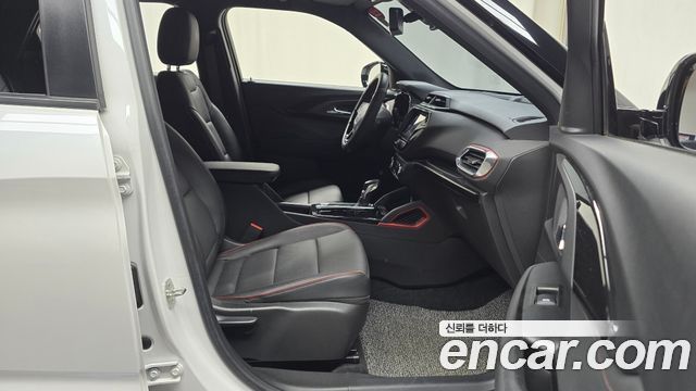 Chevrolet Korea Trailblazer 2022 — photo 16