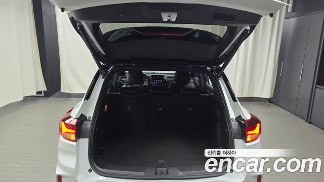 Chevrolet Korea Trailblazer 2022 — photo 28