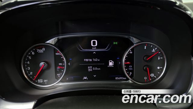 Chevrolet Korea Traverse 2022 — photo 11