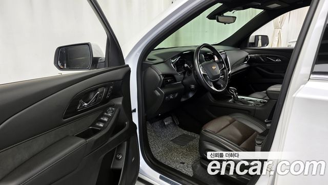 Chevrolet Korea Traverse 2022 — photo 13