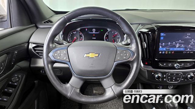 Chevrolet Korea Traverse 2022 — photo 19