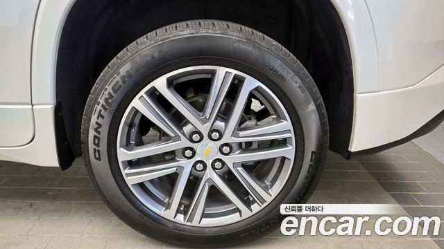 Chevrolet Korea Traverse 2022 — photo 7