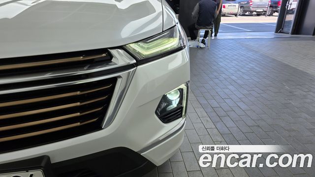 Chevrolet Korea Traverse 2022 — photo 8