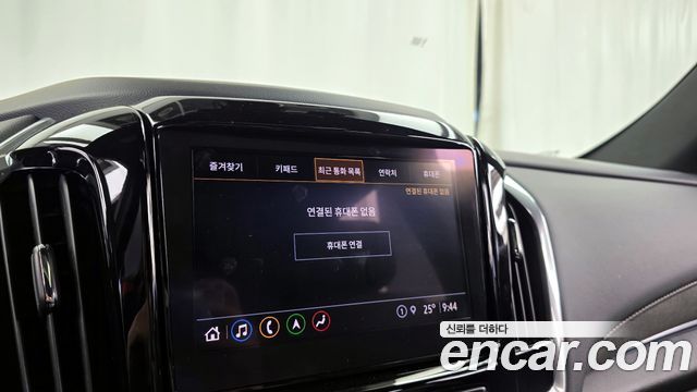 Chevrolet Korea Traverse 2022 — photo 30