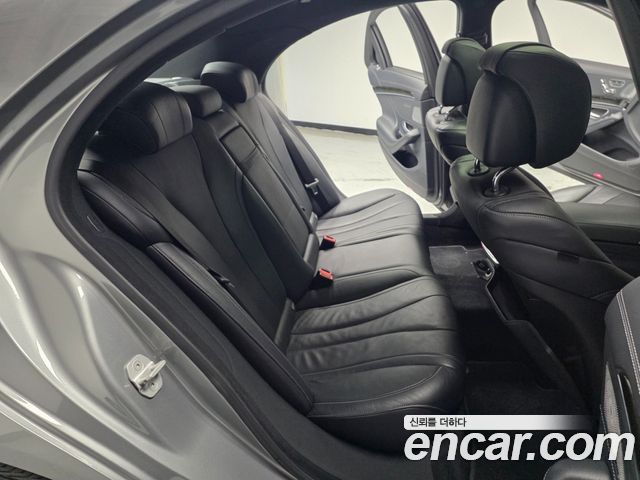Mercedes-Benz S-Class 2015 — photo 11