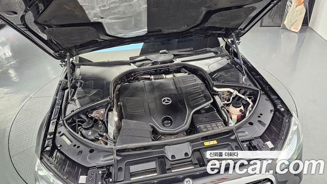 Mercedes-Benz S-Class 2021 — photo 6