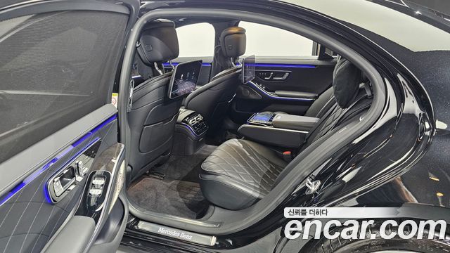 Mercedes-Benz S-Class 2021 — photo 17