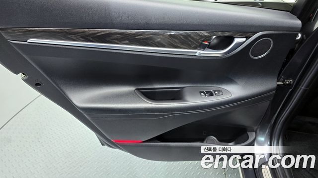 Hyundai Grandeur 2018 — photo 15