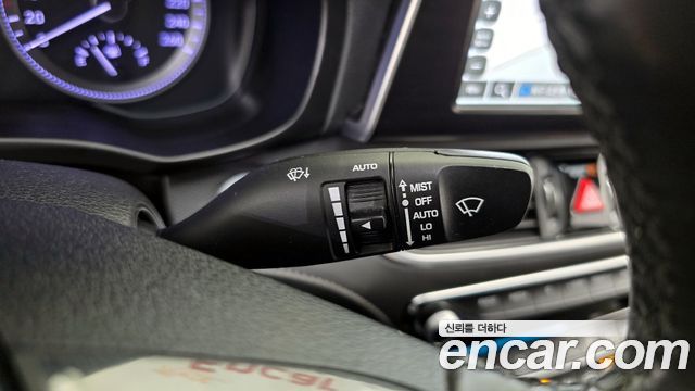 Hyundai Grandeur 2018 — photo 28