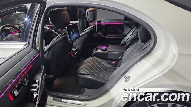 Mercedes-Benz S-Class 2022 — photo 17