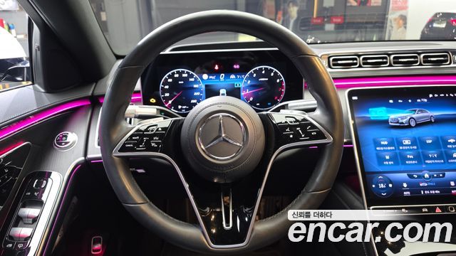 Mercedes-Benz S-Class 2022 — photo 20